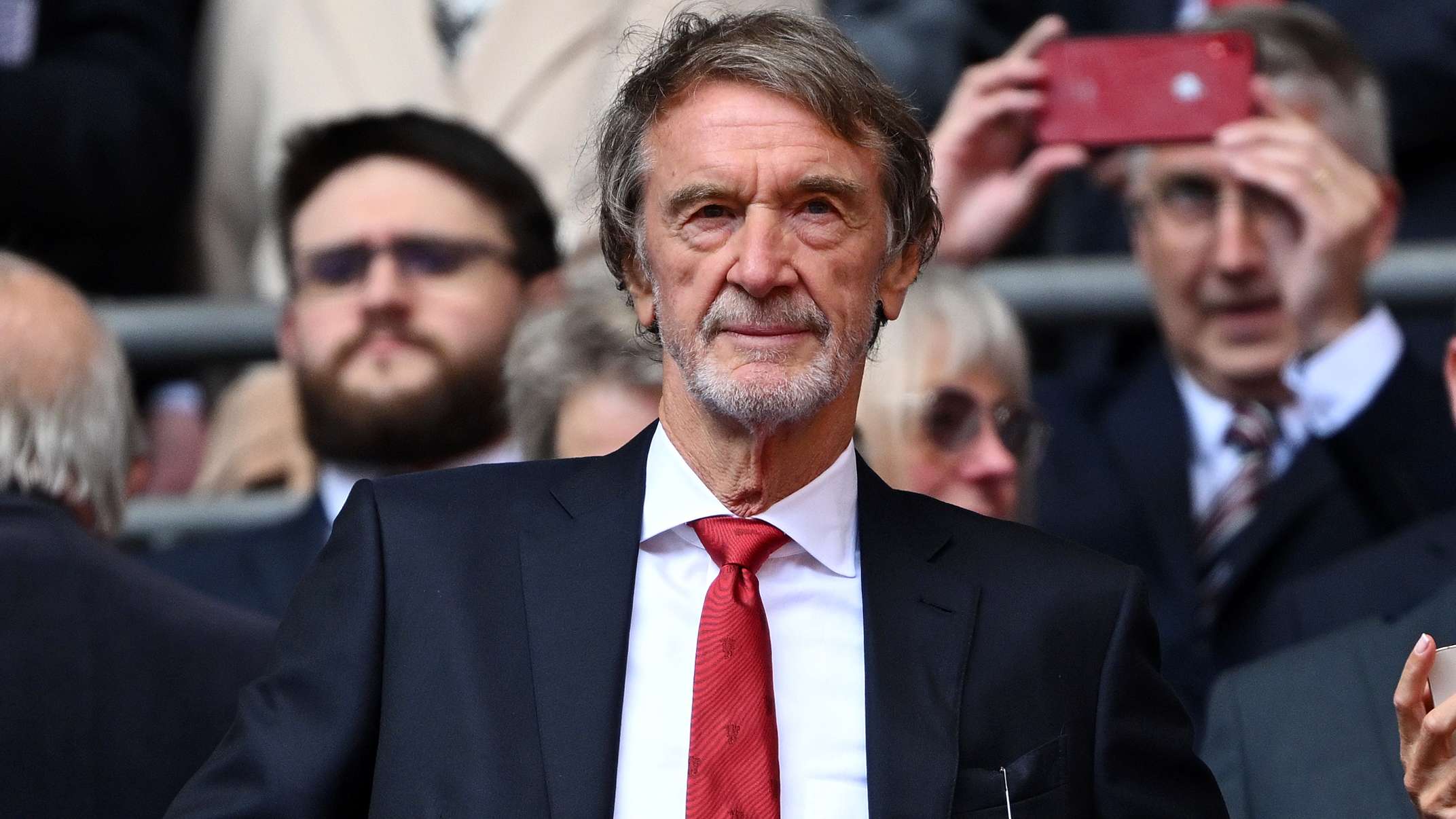 球队虽然在 球队虽然在